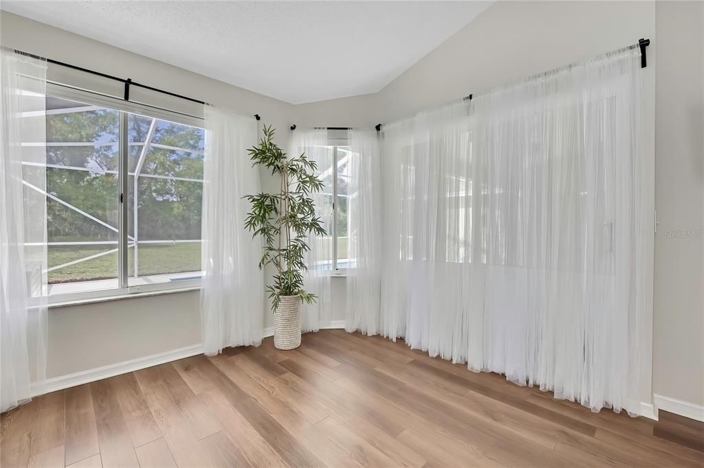 For Sale: $424,900 (3 beds, 2 baths, 1989 Square Feet)