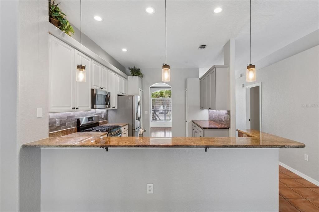 For Sale: $569,900 (4 beds, 2 baths, 2008 Square Feet)