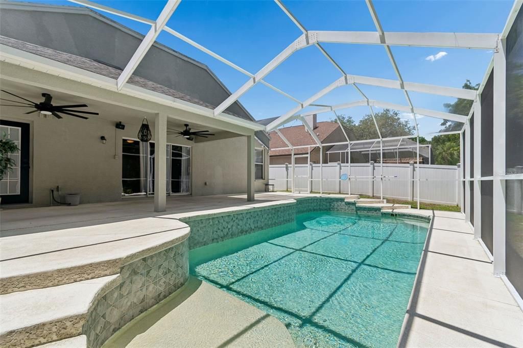 For Sale: $569,900 (4 beds, 2 baths, 2008 Square Feet)