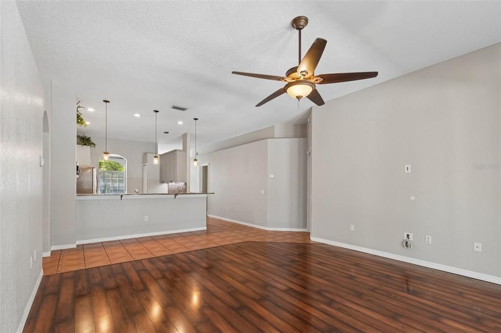 For Sale: $569,900 (4 beds, 2 baths, 2008 Square Feet)