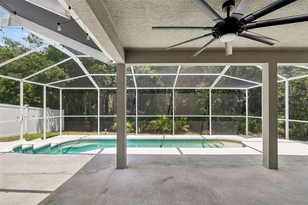 For Sale: $569,900 (4 beds, 2 baths, 2008 Square Feet)