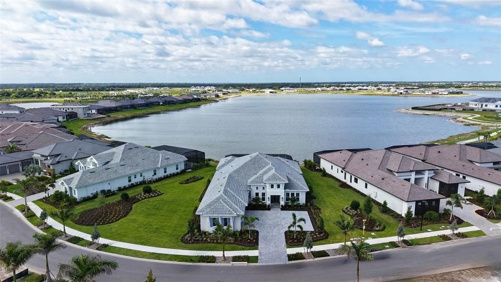 : $3,350,000 (4 beds, 4 baths, 3754 Square Feet)