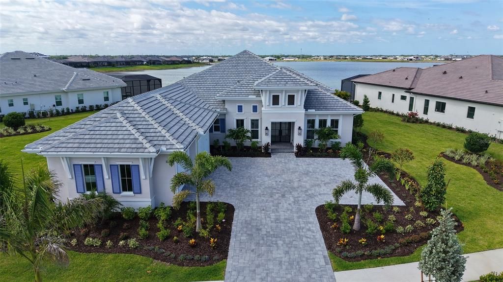 : $3,350,000 (4 beds, 4 baths, 3754 Square Feet)