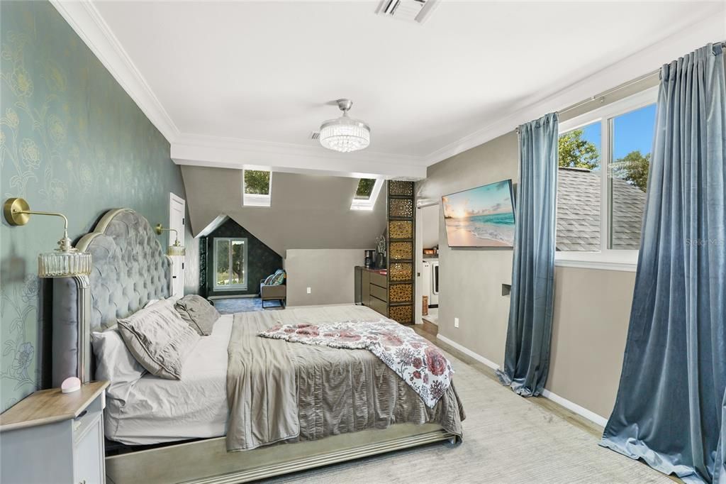 En Venta: $1,590,000 (6 camas, 5 baños, 3716 Pies cuadrados)