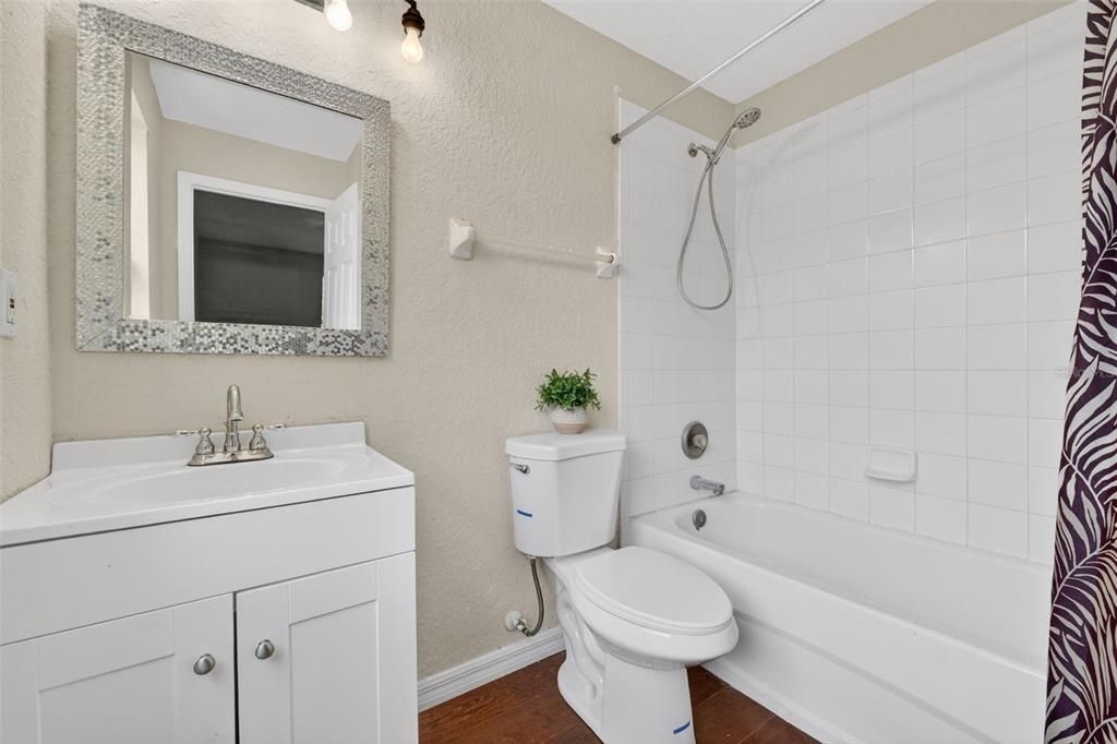 En Venta: $329,000 (3 camas, 2 baños, 1152 Pies cuadrados)
