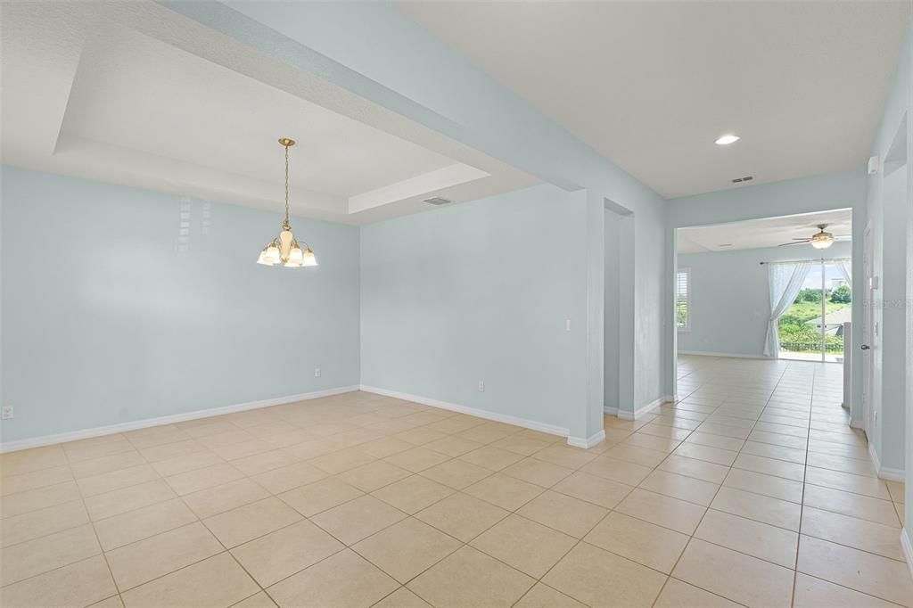 For Rent: $2,795 (4 beds, 2 baths, 2642 Square Feet)