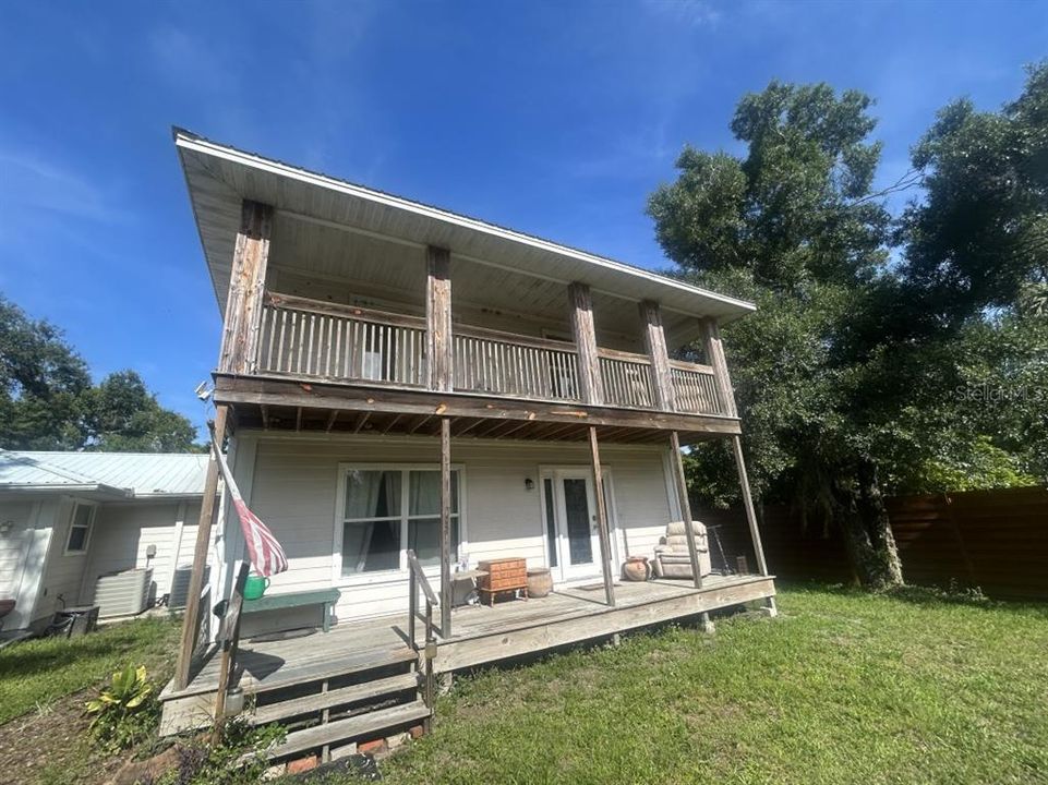 For Sale: $384,900 (3 beds, 3 baths, 2430 Square Feet)