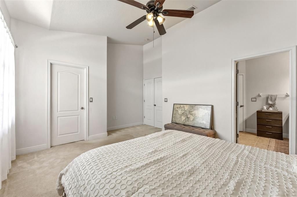 For Sale: $315,000 (3 beds, 2 baths, 1692 Square Feet)