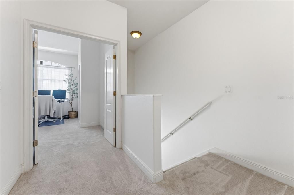 For Sale: $315,000 (3 beds, 2 baths, 1692 Square Feet)