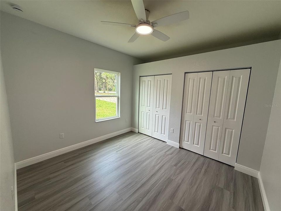 For Sale: $260,000 (3 beds, 2 baths, 1368 Square Feet)