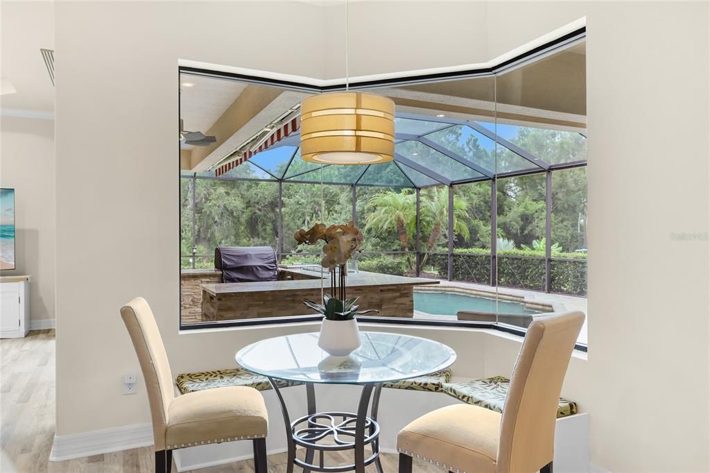 En Venta: $739,500 (4 camas, 3 baños, 2483 Pies cuadrados)