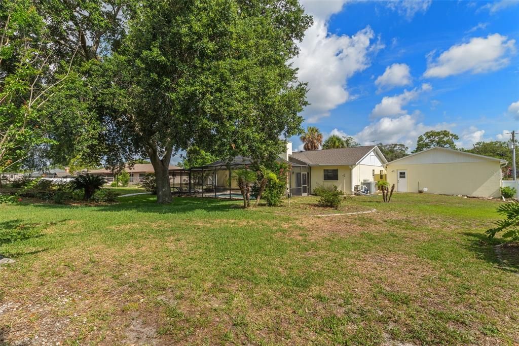 En Venta: $450,000 (4 camas, 2 baños, 2340 Pies cuadrados)