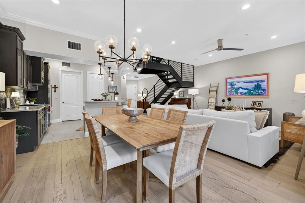 For Sale: $1,125,000 (3 beds, 3 baths, 2724 Square Feet)