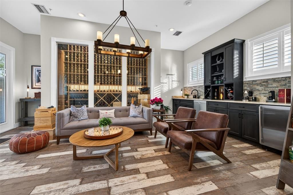 For Sale: $1,125,000 (3 beds, 3 baths, 2724 Square Feet)