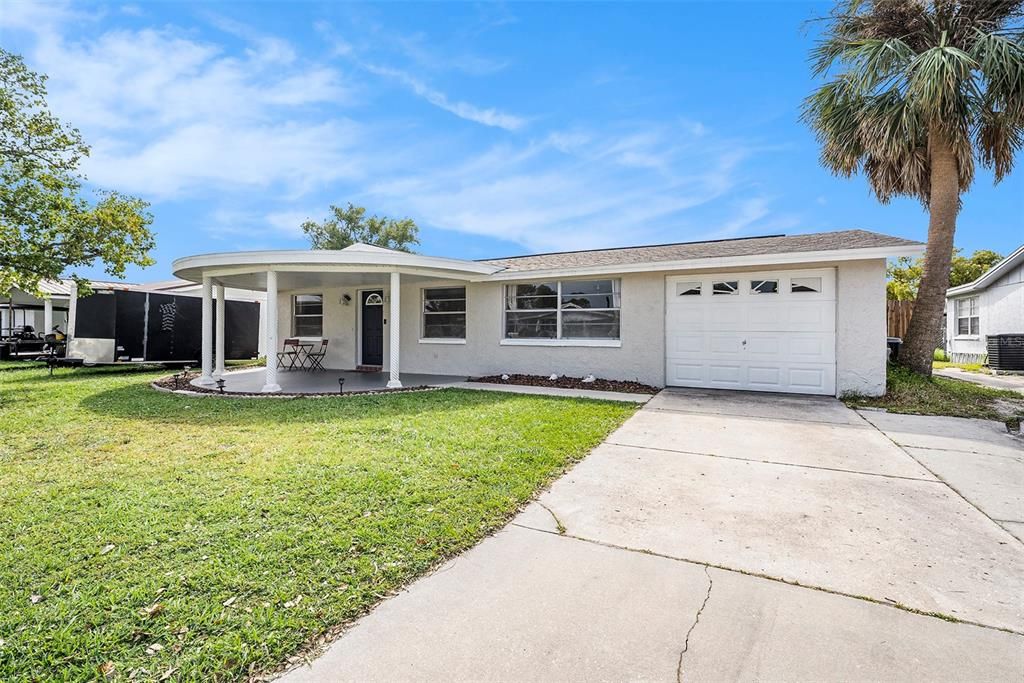 For Sale: $230,000 (2 beds, 2 baths, 1368 Square Feet)