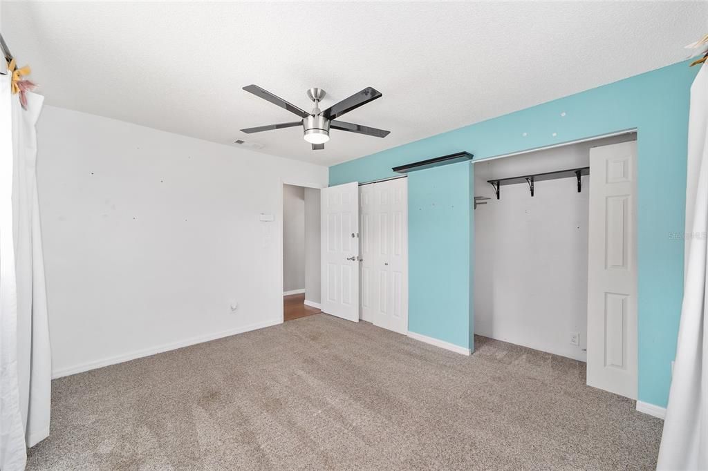 For Sale: $439,999 (3 beds, 2 baths, 1728 Square Feet)