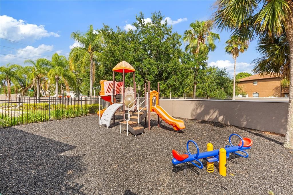 For Sale: $425,000 (3 beds, 2 baths, 1419 Square Feet)