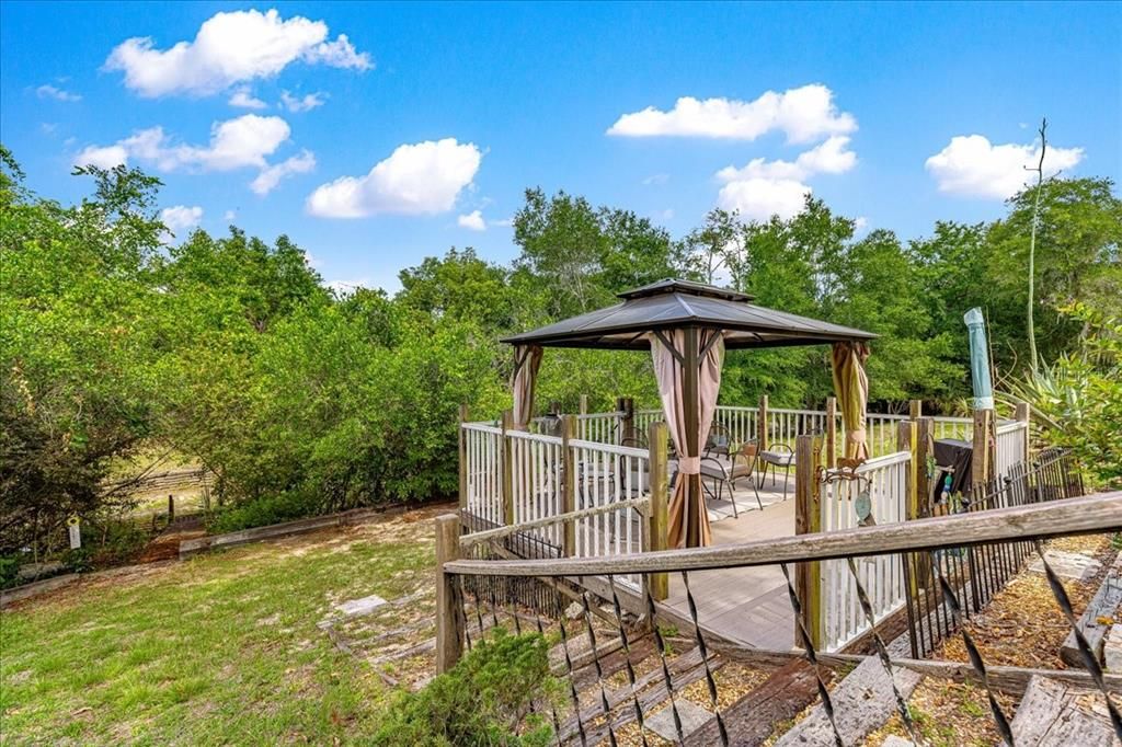 For Sale: $368,800 (3 beds, 2 baths, 1917 Square Feet)