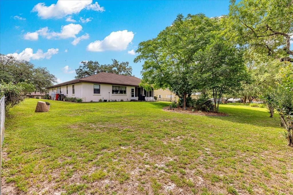 For Sale: $368,800 (3 beds, 2 baths, 1917 Square Feet)