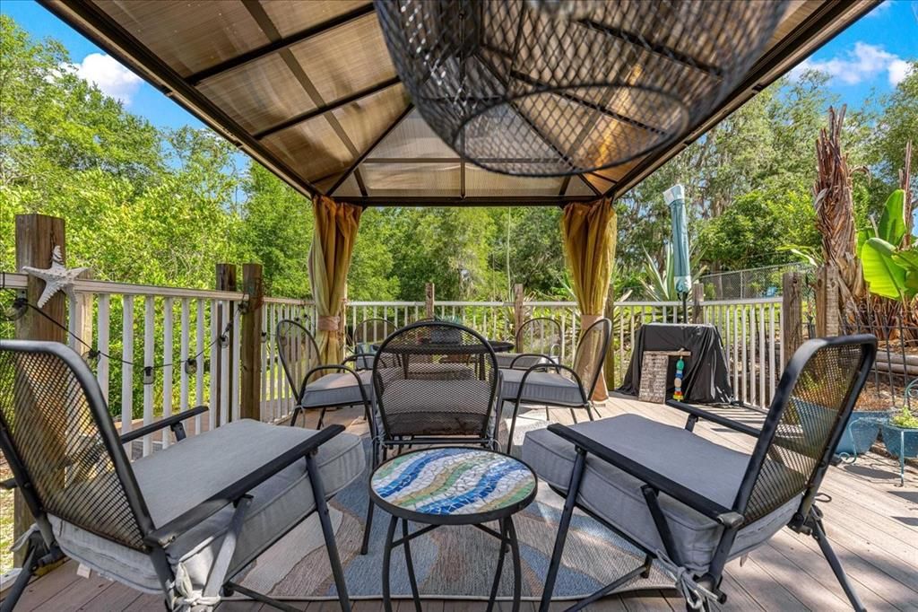 For Sale: $368,800 (3 beds, 2 baths, 1917 Square Feet)