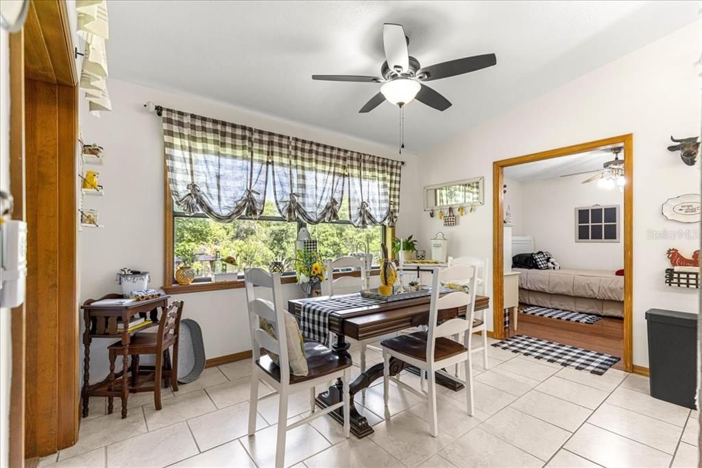 For Sale: $368,800 (3 beds, 2 baths, 1917 Square Feet)