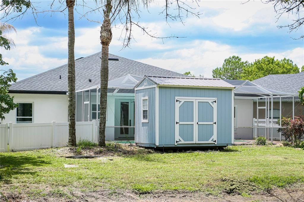 For Sale: $460,000 (4 beds, 2 baths, 2096 Square Feet)