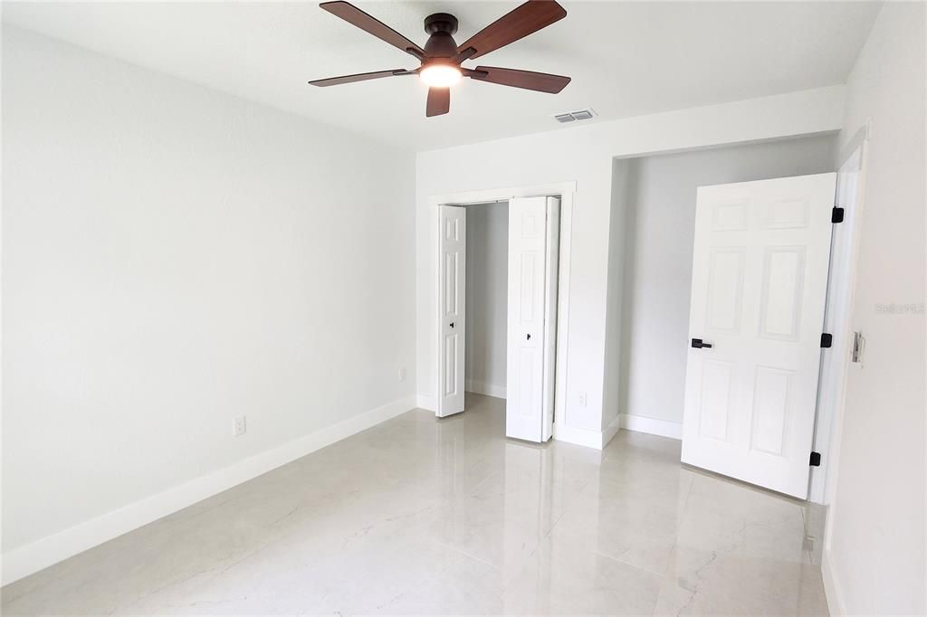 For Sale: $460,000 (4 beds, 2 baths, 2096 Square Feet)
