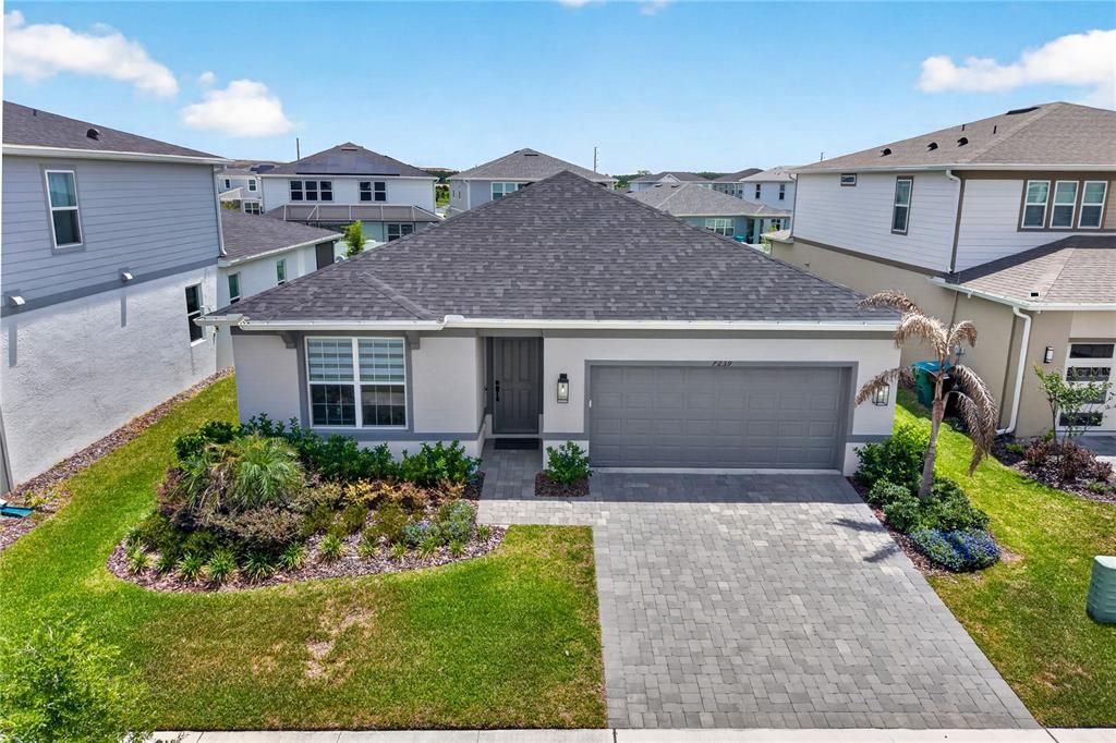 For Sale: $699,998 (4 beds, 2 baths, 1850 Square Feet)