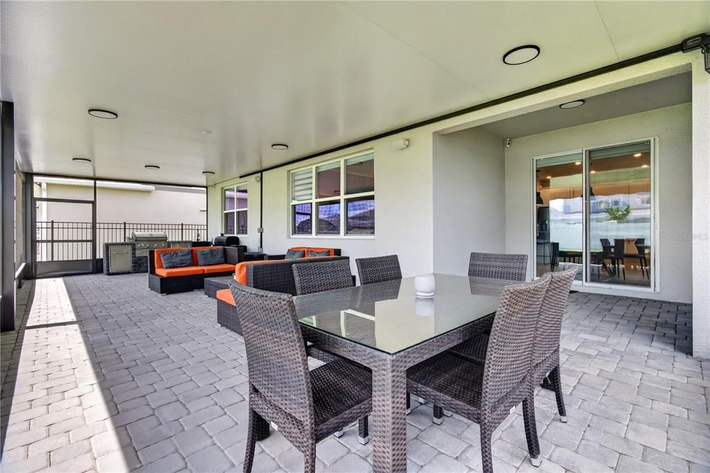 For Sale: $699,998 (4 beds, 2 baths, 1850 Square Feet)