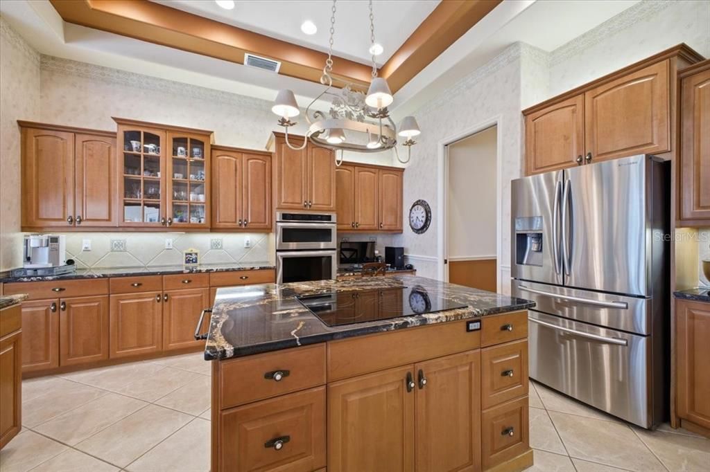 For Sale: $1,150,000 (4 beds, 3 baths, 3484 Square Feet)