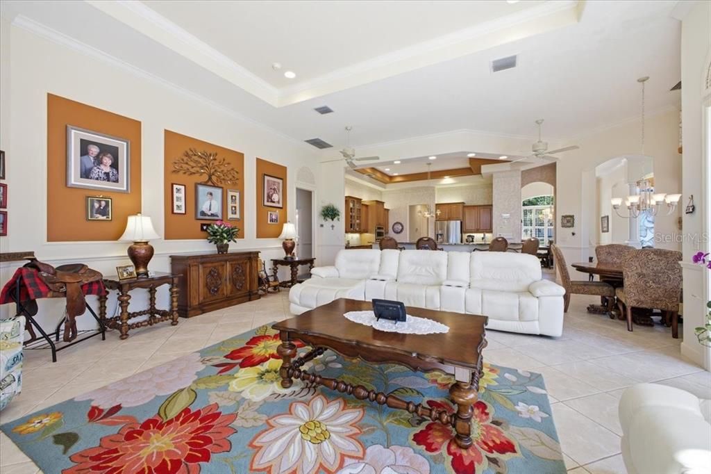 For Sale: $1,150,000 (4 beds, 3 baths, 3484 Square Feet)
