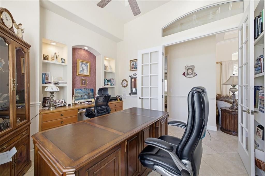 For Sale: $1,150,000 (4 beds, 3 baths, 3484 Square Feet)