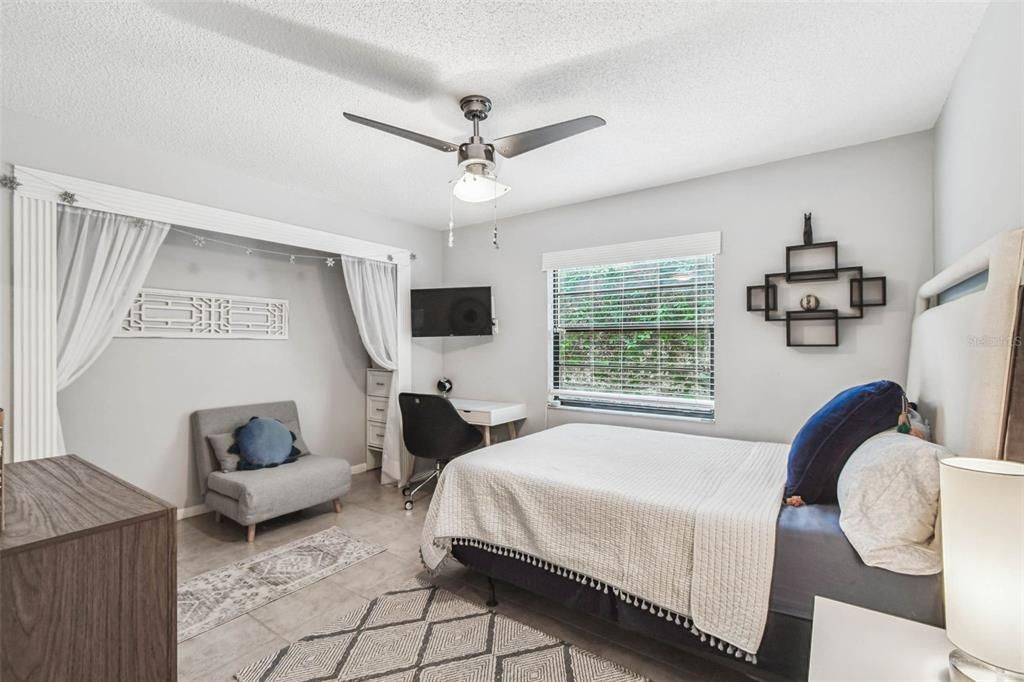 For Sale: $715,000 (3 beds, 2 baths, 2038 Square Feet)