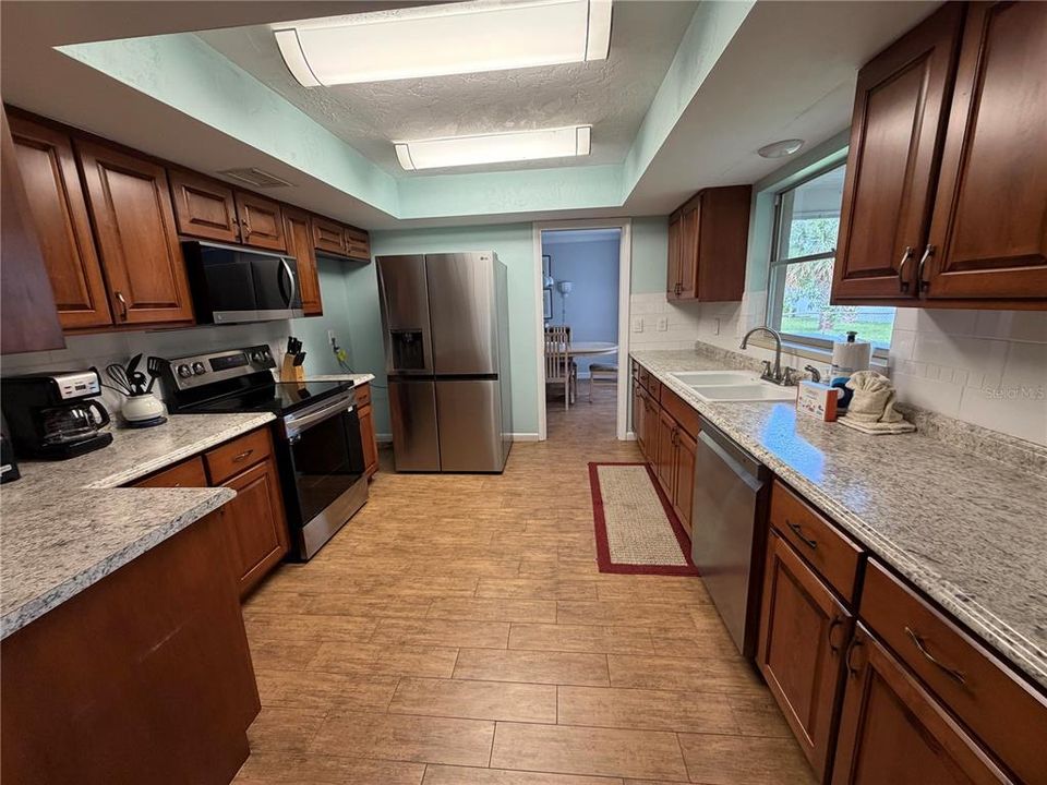 For Rent: $2,750 (3 beds, 2 baths, 1750 Square Feet)