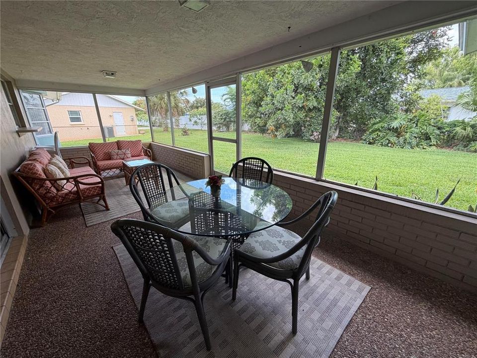 For Rent: $2,750 (3 beds, 2 baths, 1750 Square Feet)