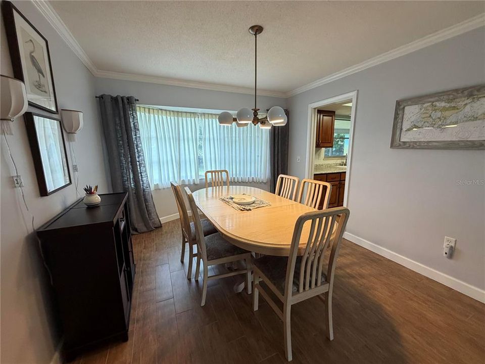 For Rent: $2,750 (3 beds, 2 baths, 1750 Square Feet)