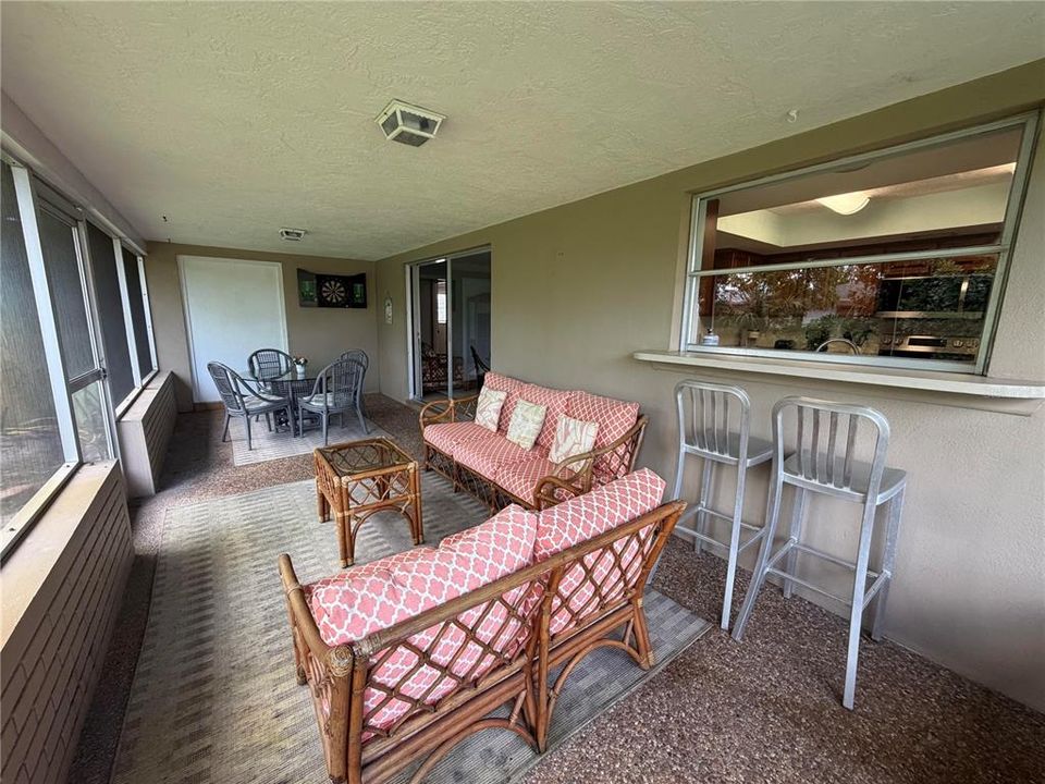 For Rent: $2,750 (3 beds, 2 baths, 1750 Square Feet)
