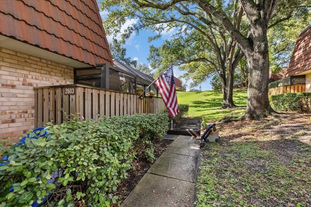 For Sale: $267,000 (2 beds, 2 baths, 1344 Square Feet)