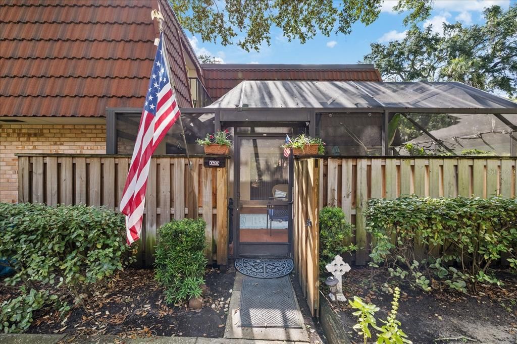For Sale: $267,000 (2 beds, 2 baths, 1344 Square Feet)