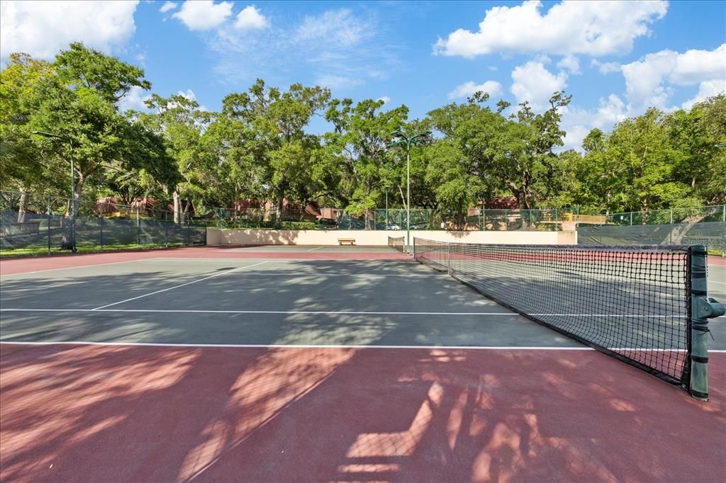 For Sale: $267,000 (2 beds, 2 baths, 1344 Square Feet)