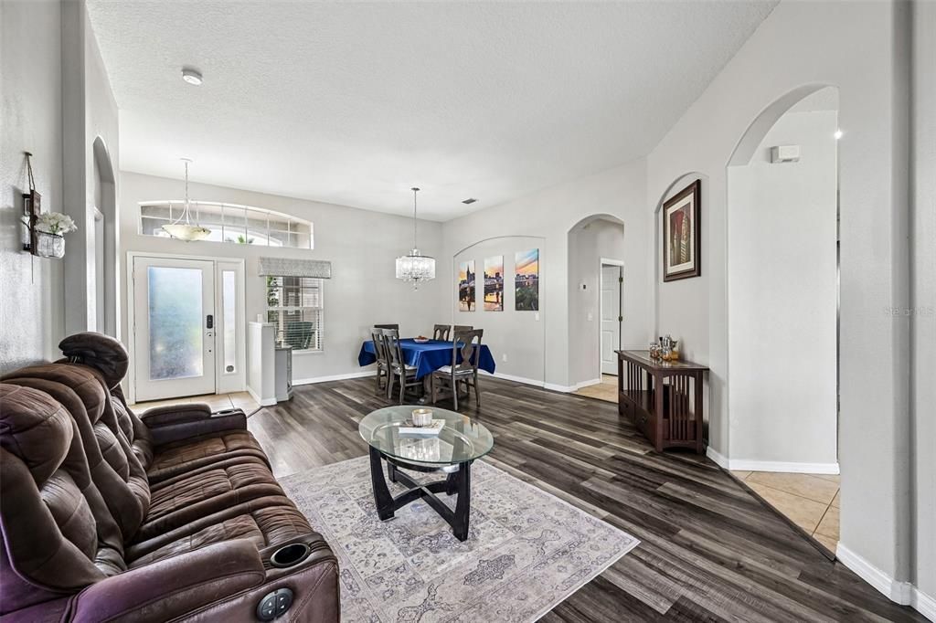 For Sale: $439,000 (4 beds, 3 baths, 2206 Square Feet)