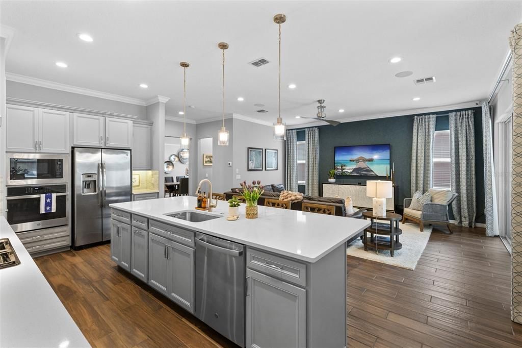 For Sale: $1,149,900 (5 beds, 4 baths, 3652 Square Feet)