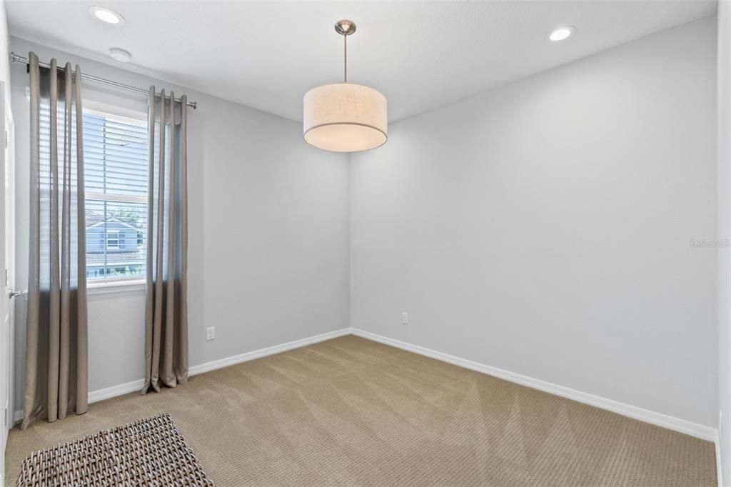For Sale: $1,149,900 (5 beds, 4 baths, 3652 Square Feet)