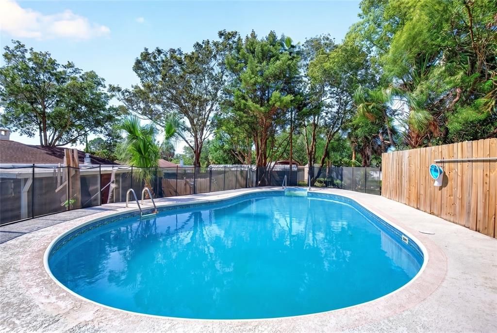 For Sale: $345,000 (4 beds, 3 baths, 2348 Square Feet)