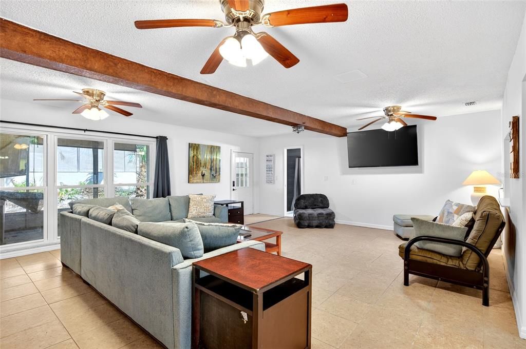 For Sale: $345,000 (4 beds, 3 baths, 2348 Square Feet)