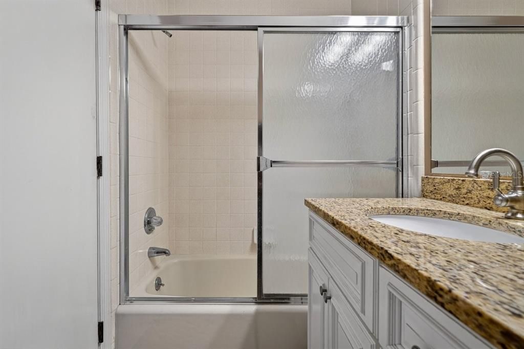 For Sale: $269,000 (3 beds, 2 baths, 1260 Square Feet)