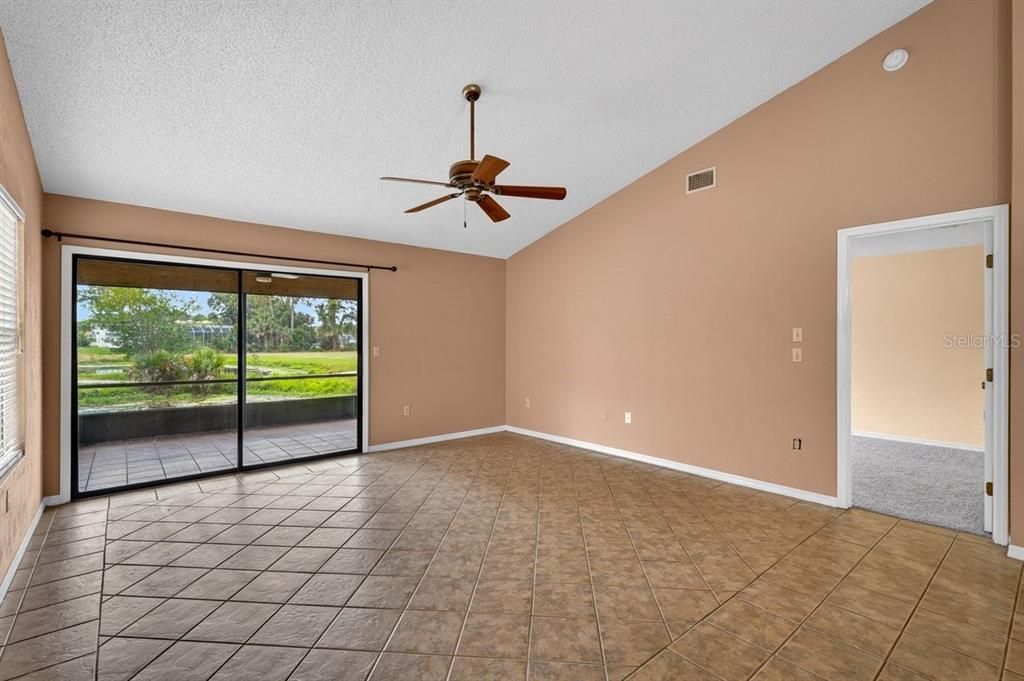 For Sale: $269,000 (3 beds, 2 baths, 1260 Square Feet)