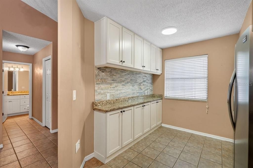 For Sale: $269,000 (3 beds, 2 baths, 1260 Square Feet)