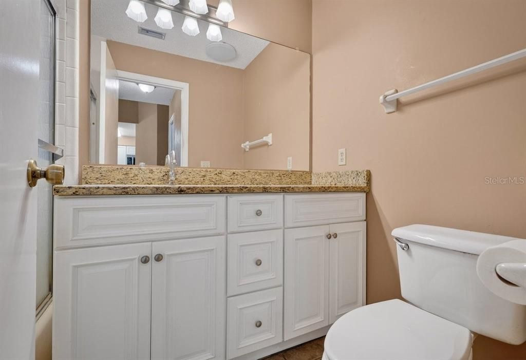 For Sale: $269,000 (3 beds, 2 baths, 1260 Square Feet)
