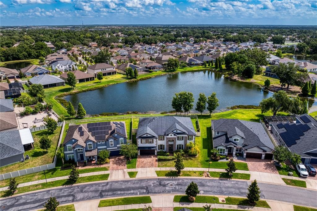 For Sale: $899,000 (5 beds, 4 baths, 4750 Square Feet)